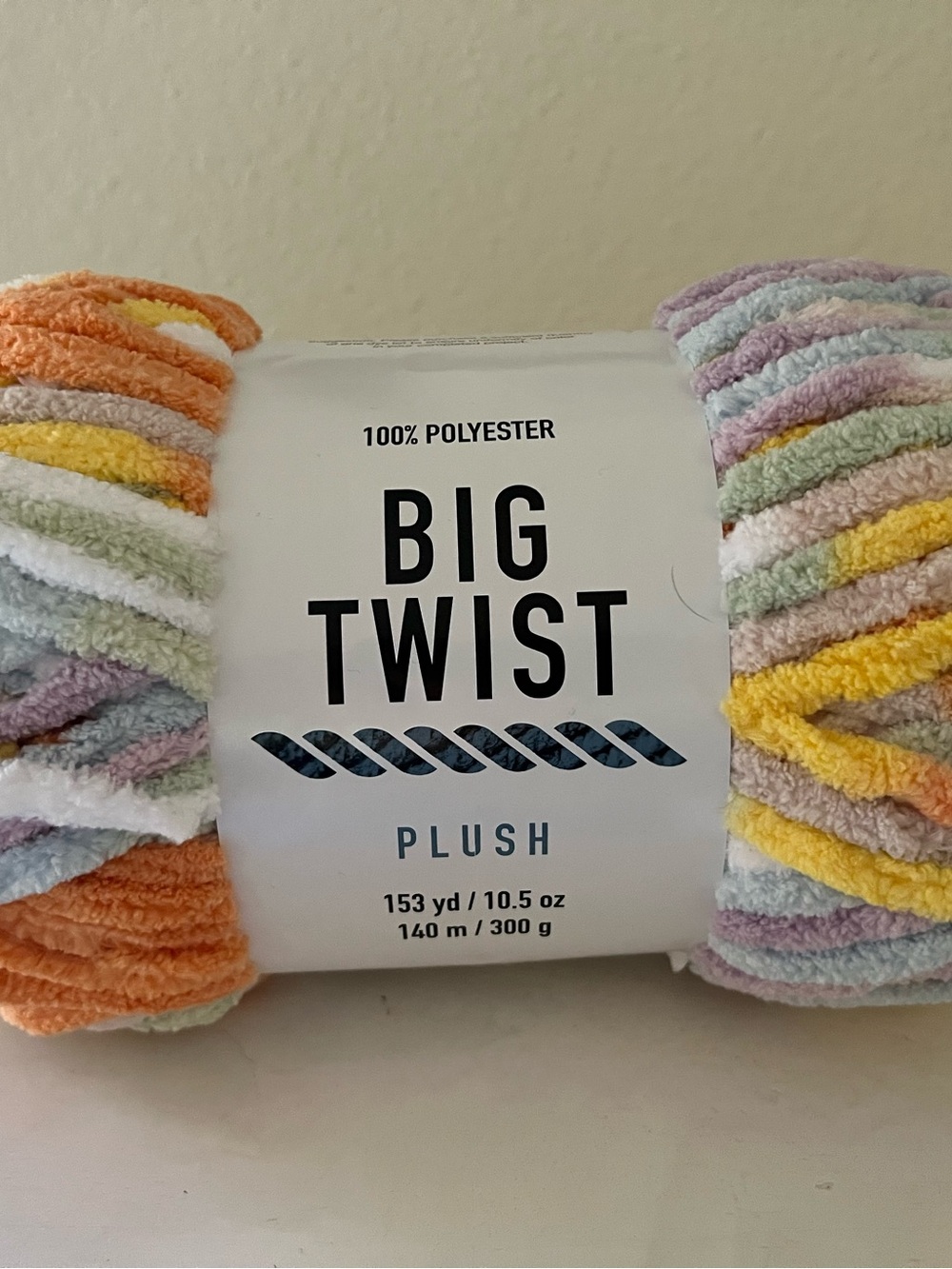 Big Twist Plush Varg pastel mix Yarn - Soft Pastel Stripes